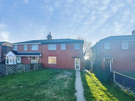 3 bedroom Terraced House to let in Bluebell Avenue, Standish, Wigan, WN6