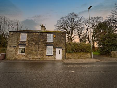2 bedroom Semi-detached house for sale in Upholland Road, Billinge, Wigan, WN5