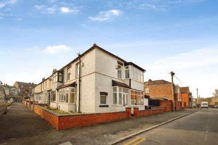 3 bedroom Semi-detached house for sale in Kingsway,, Wigan, WN1