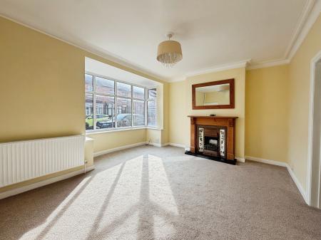 3 bedroom Semi-detached house for sale in Kingsway,, Wigan, WN1