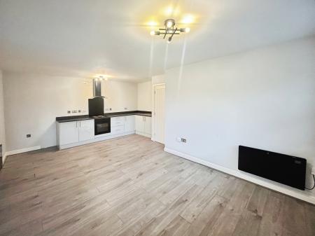 2 bedroom Flat for sale in Gas Street, Platt Bridge, Wigan, WN2