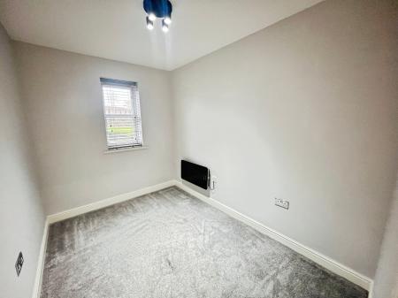 2 bedroom Flat for sale in Gas Street, Platt Bridge, Wigan, WN2