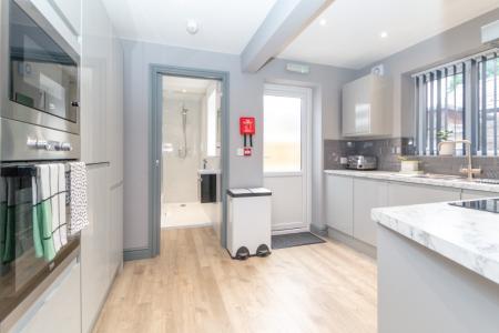 1 bedroom House share to let in Ashland Avenue, Wigan, WN1