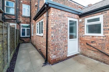 1 bedroom House share to let in Ashland Avenue, Wigan, WN1