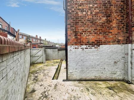 2 bedroom Terraced House for sale in Lower St. Stephen Street, Wigan, WN6