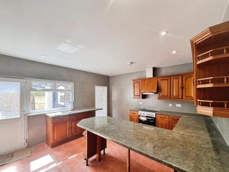 2 bedroom Terraced House to let in Haigh Road, Aspull, Wigan, WN2
