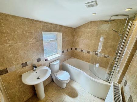 3 bedroom Terraced House to let in Haigh Road, Aspull, Wigan, WN2