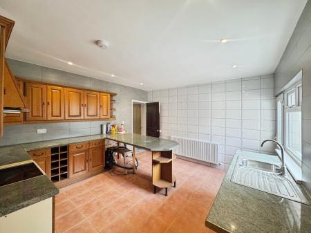 3 bedroom Terraced House to let in Haigh Road, Aspull, Wigan, WN2