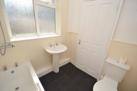 2 bedroom Terraced House to let in Grove Lane, Standish, Wigan, WN6