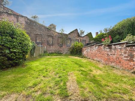 3 bedroom Semi-detached house for sale in Kenyon Road, Wigan, WN1