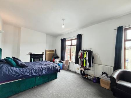 3 bedroom Semi-detached house for sale in Kenyon Road, Wigan, WN1