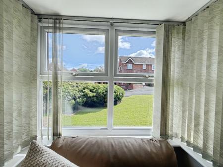 4 bedroom Detached house for sale in Browmere, Wigan, WN6