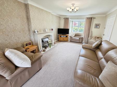 4 bedroom Detached house for sale in Browmere, Wigan, WN6