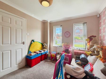 4 bedroom Detached house for sale in Browmere, Wigan, WN6