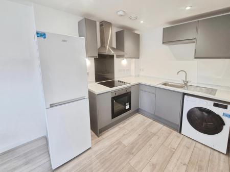 1 bedroom Flat to let in Standishgate, Wigan, WN1