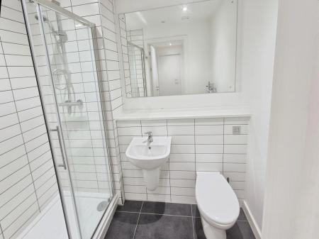 1 bedroom Flat to let in Standishgate, Wigan, WN1