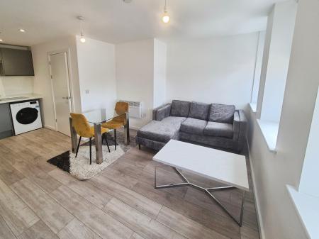1 bedroom Flat to let in Standishgate, Wigan, WN1