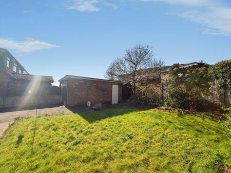 3 bedroom Bungalow for sale in Buttermere Avenue, Ashton-In-Makerfield, WN4
