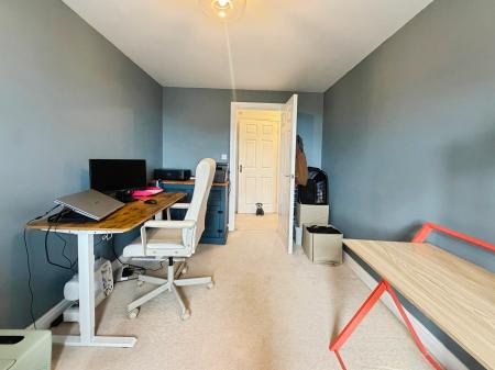 2 bedroom Flat for sale in Beacon View, Standish, Wigan, WN6