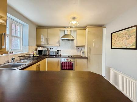 2 bedroom Flat for sale in Beacon View, Standish, Wigan, WN6