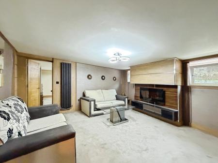 1 bedroom Flat for sale in Parsons Walk, Wigan, WN1