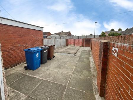 2 bedroom Terraced House to let in Bolton Road, Ashton-In-Makerfield, WN4