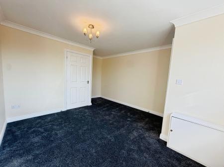 2 bedroom Flat to let in Greenall Street, Ashton-In-Makerfield, WN4