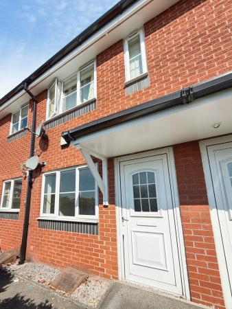 2 bedroom Flat to let in Greenall Street, Ashton-In-Makerfield, WN4