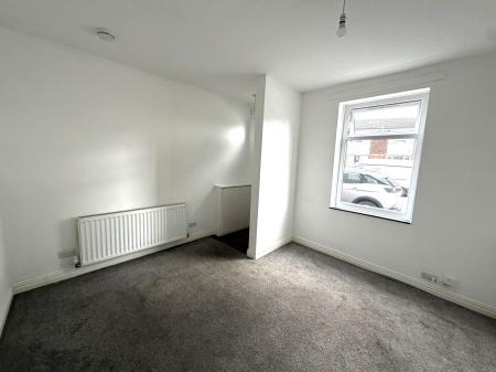 2 bedroom Terraced House to let in George Street, Hindley, Wigan, WN2