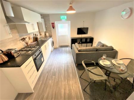 2 bedroom Flat to let in Belle Green Lane, Ince, Wigan, WN2