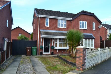 3 bedroom Semi-detached house to let in Woodville Road, Spring View, Wigan, WN3