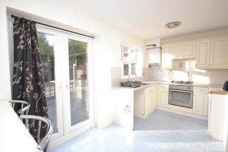 3 bedroom Semi-detached house to let in Woodville Road, Spring View, Wigan, WN3