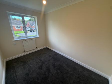 3 bedroom Detached bungalow to let in Westcott Drive, Highfield, Wigan, WN3