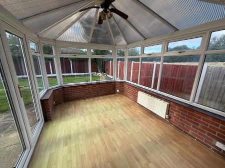 3 bedroom Detached bungalow to let in Westcott Drive, Highfield, Wigan, WN3