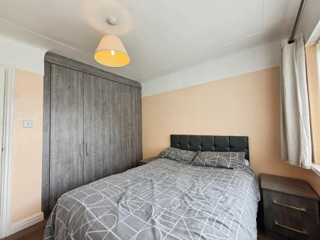 4 bedroom Bungalow for sale in Malvern Avenue, Hindley Green, WN2