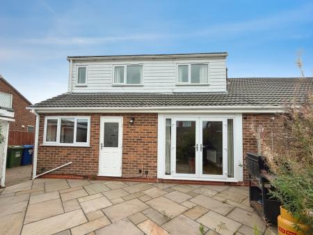 4 bedroom Bungalow for sale in Malvern Avenue, Hindley Green, WN2