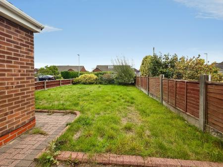 4 bedroom Bungalow for sale in Malvern Avenue, Hindley Green, WN2