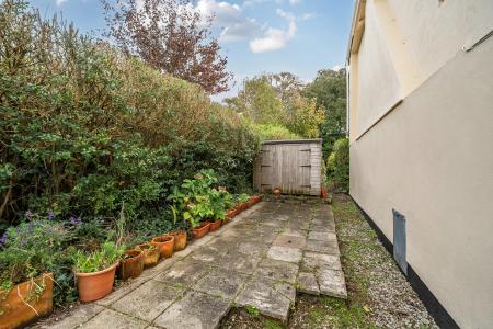 3 bedroom End of terrace house for sale in Carvoza Road, Truro, TR1