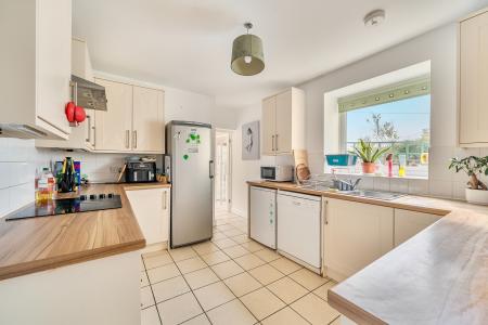 3 bedroom End of terrace house for sale in Carvoza Road, Truro, TR1