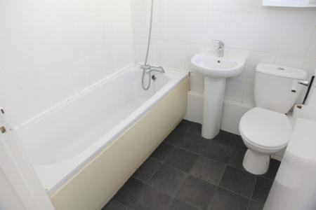 1 bedroom Flat for sale in Tregear Gardens, Truro, TR1