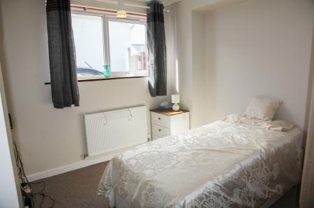 5 bedroom Semi-detached house to let in Tresawls Avenue, Truro, TR1