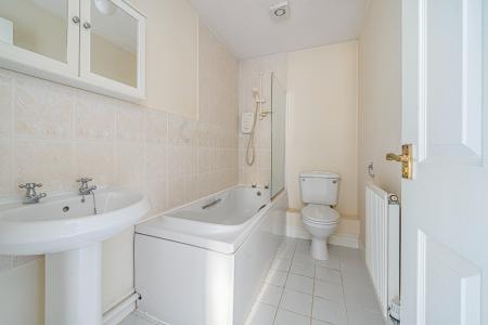 3 bedroom Semi-detached house for sale in Talmena Ave, Wadebridge, PL27