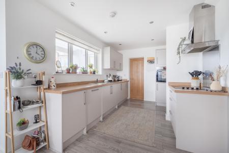 3 bedroom Detached house for sale in 6 Kew Noweth, Mount Pleasant R, Camborne, TR14