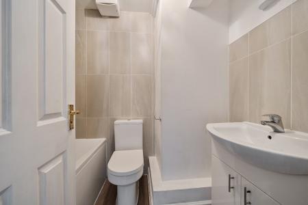 2 bedroom Maisonette for sale in Yew Tree Court, Truro, TR1