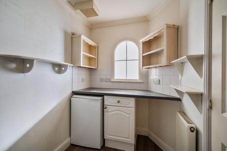 2 bedroom Maisonette for sale in Yew Tree Court, Truro, TR1