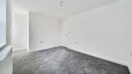 2 bedroom Terraced House to let in Leskinnick Place, Penzance, TR18