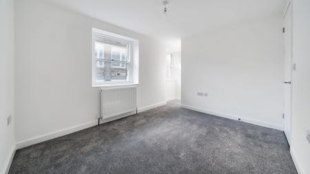 2 bedroom Terraced House to let in Leskinnick Place, Penzance, TR18