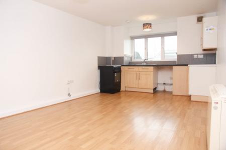 1 bedroom Flat for sale in Brea View, Park Lane, Pool, TR15