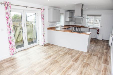 3 bedroom Detached house to let in Moresk Road, Truro, TR1