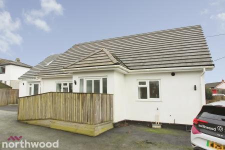 3 bedroom Detached house to let in Moresk Road, Truro, TR1